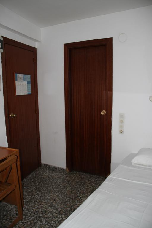 Hostal Mengual Gandie Chambre photo