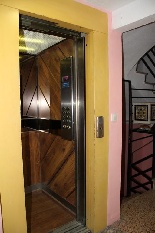 Hostal Mengual Gandie Extérieur photo